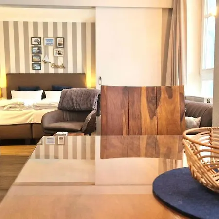 390, Seepark Apartman